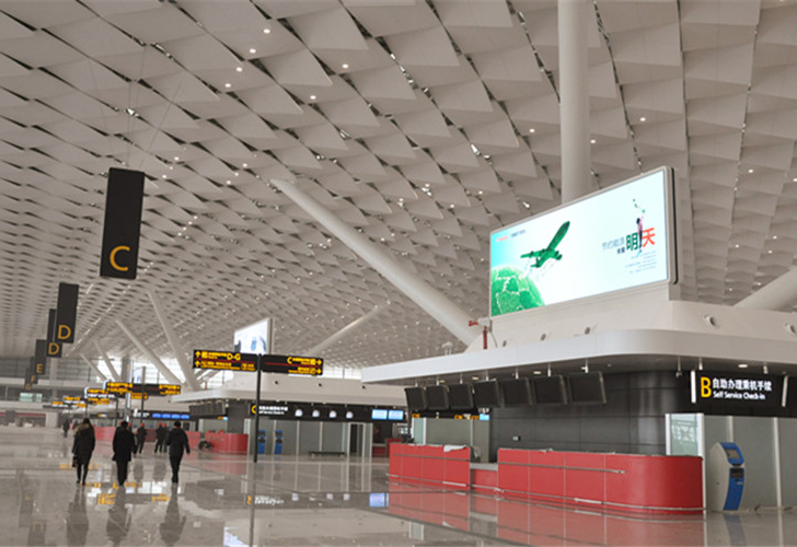 元亨顯示屏落戶鄭州新鄭國(guó)際機(jī)場(chǎng)并正式投入使